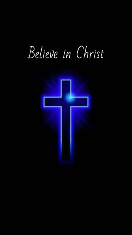 Крест на темном фоне