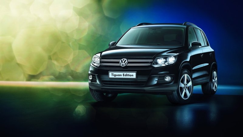 VW Тигуан черный