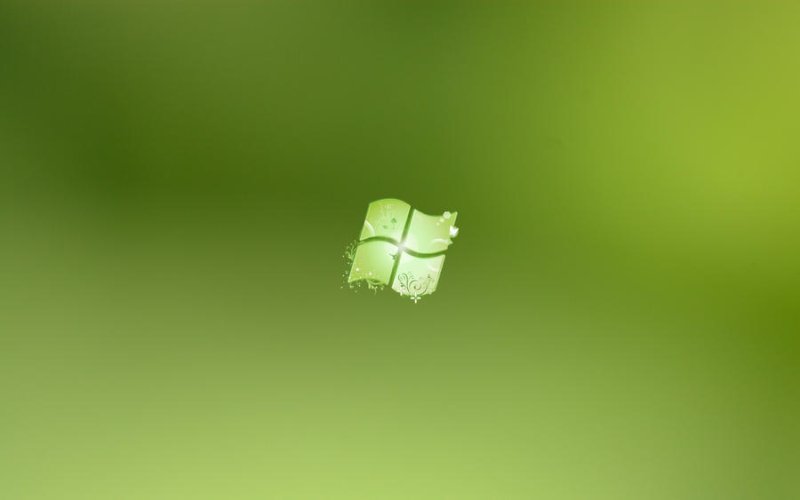 Заставка на рабочий стол зеленая