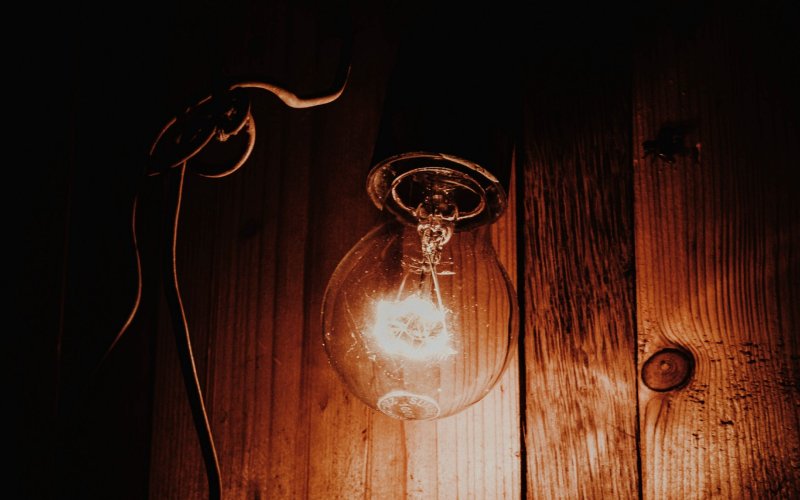 Разбитая лампочка