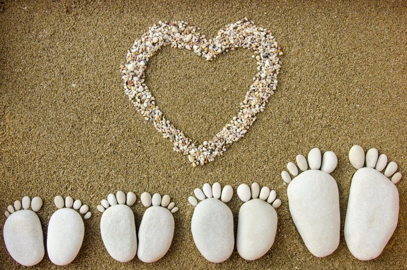 Поделки из камушков