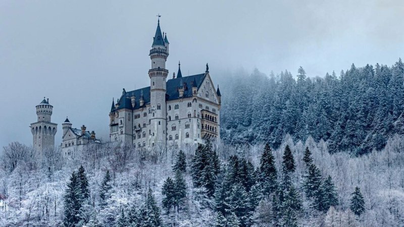 Замок Нойшванштайн Schloss Neuschwanstein