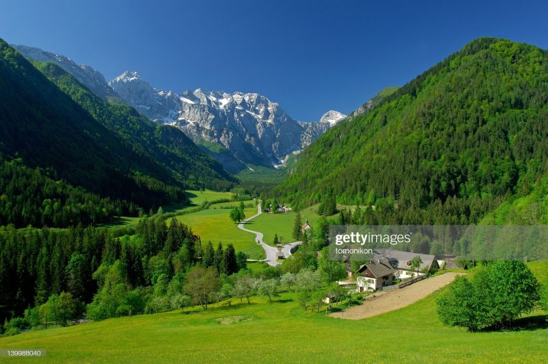 Альпийские Луга Швейцария