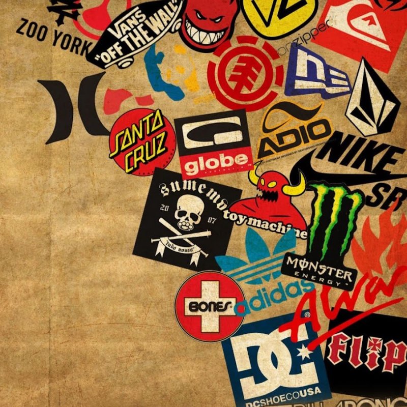 Обои с брендами одежды