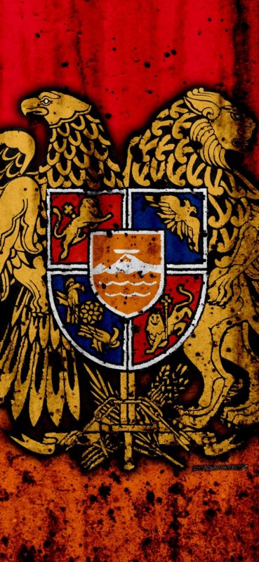 Лев с флагом Армении