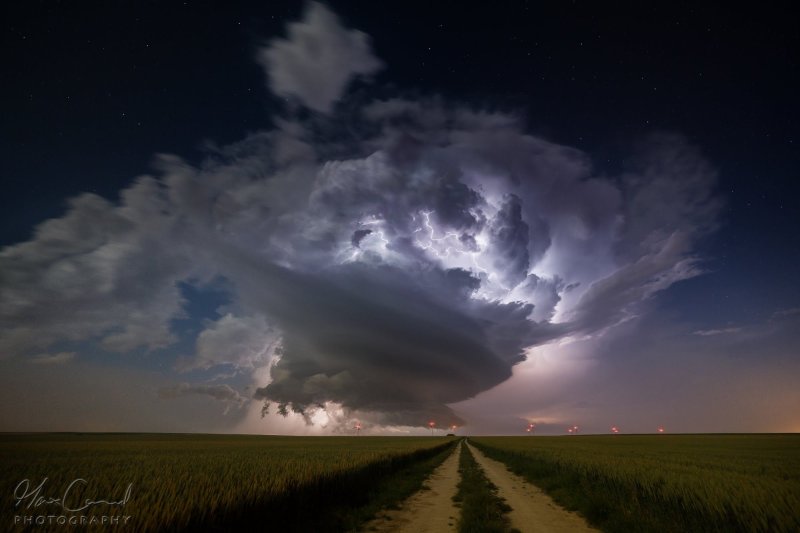 Суперячейка с Торнадо