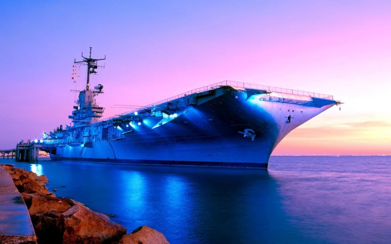 Essex корабль авианосец