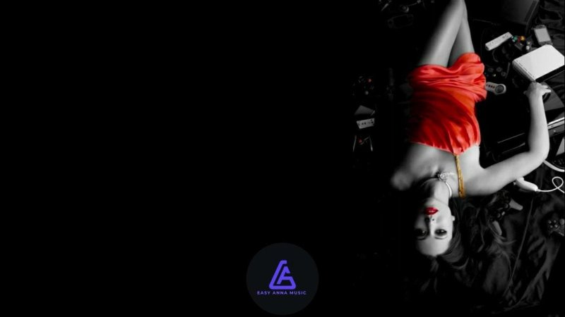 Девушка на черном фоне