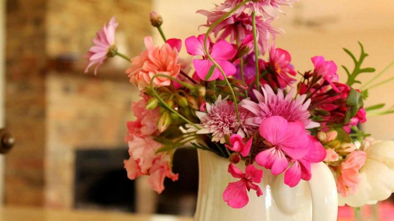 Букеты в вазах