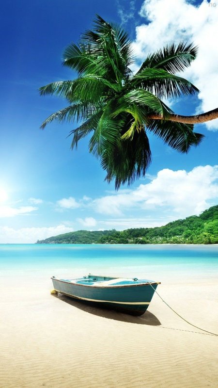 Красивый пляж