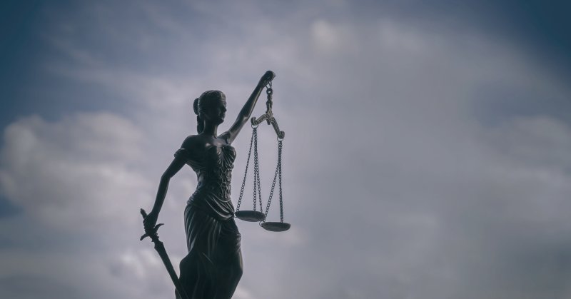 Символ правосудия богиня Фемида