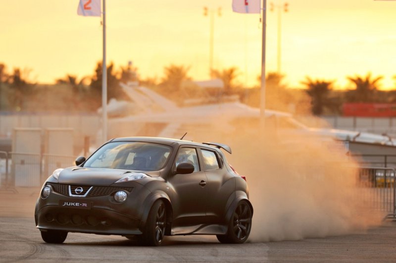 Nissan Juke r