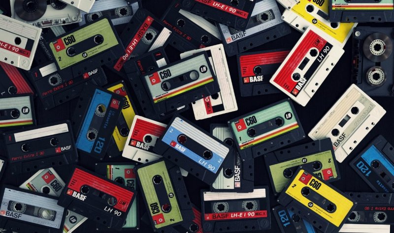 Компакт кассета 80х