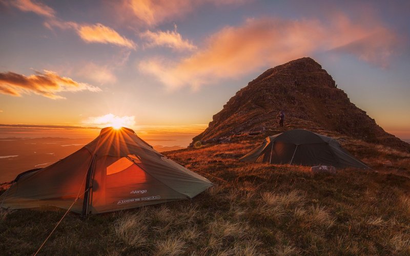 Палатка на природе