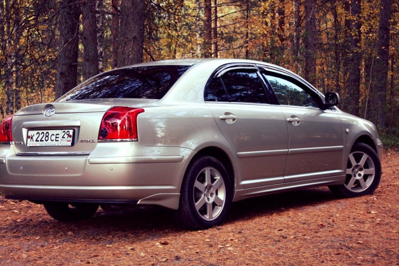 Тойота Авенсис т250