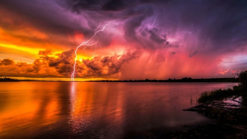 Гроза на закате