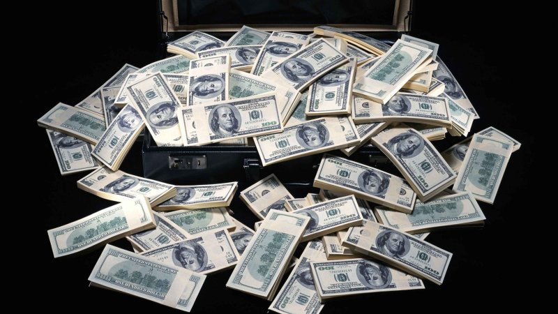 Деньги доллары
