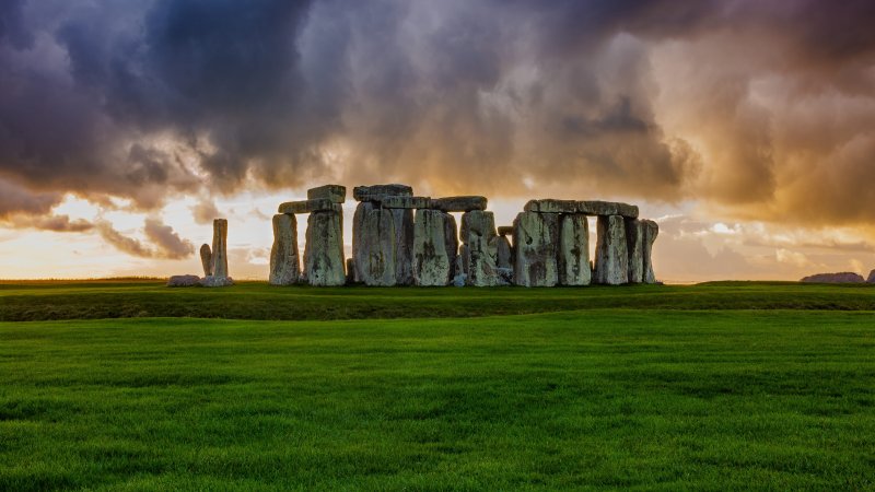 Стоунхендж. Графство Уилтшир (Англия, 2500 до н.э.)