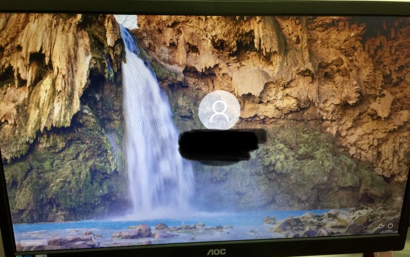 Крутой экран блокировки Windows 10