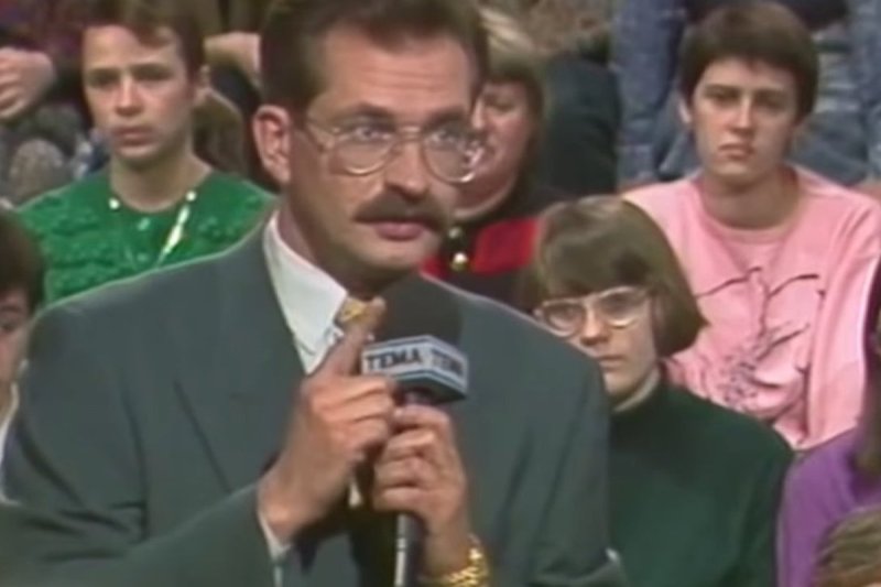 Владислав листьев телеведущий