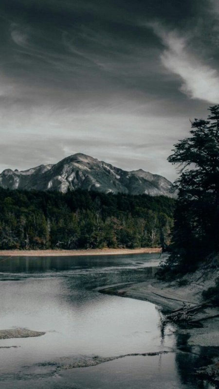 Заставка на телефон река