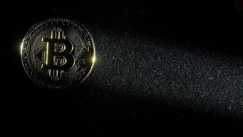 Криптовалюты черный фон