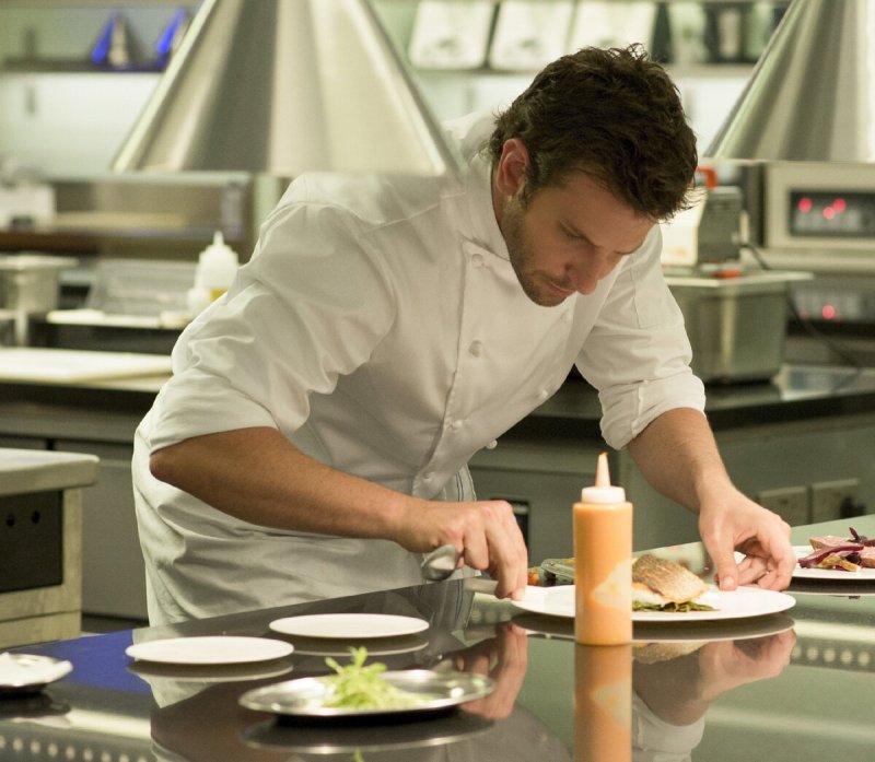 Брэдли Купер шеф адам Джонс