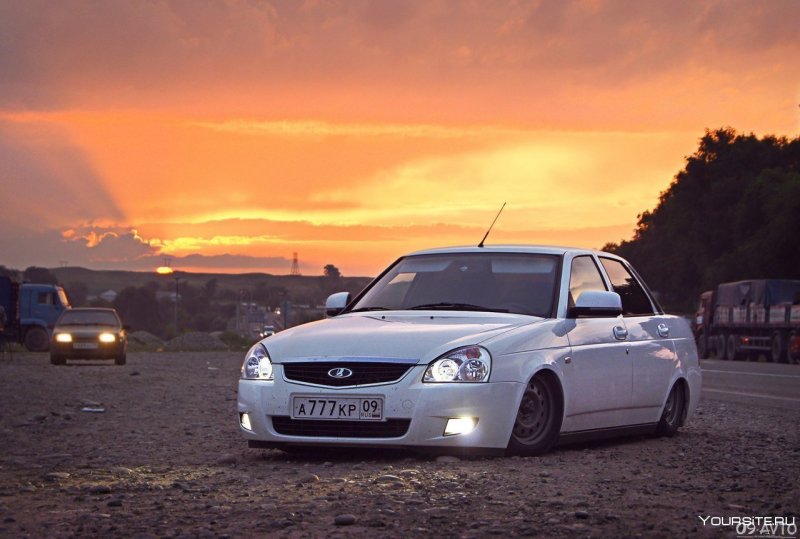 Лада Приора 4