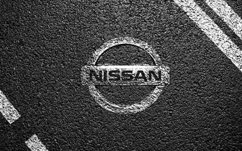 Логотип Nissan