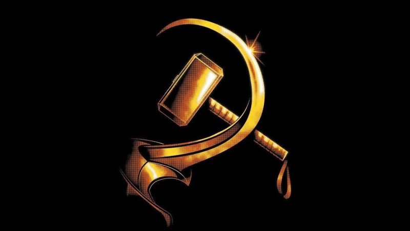 Серп и молот на черном фоне