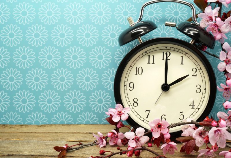 Весенние часы