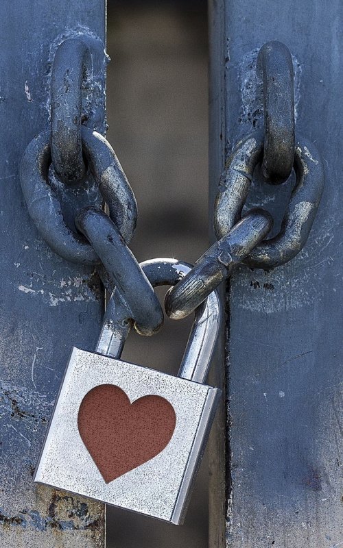 Замок сердечко