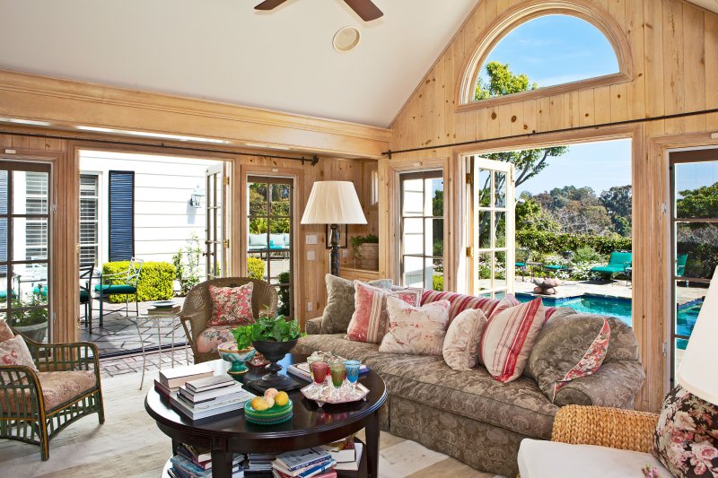 Уютная веранда