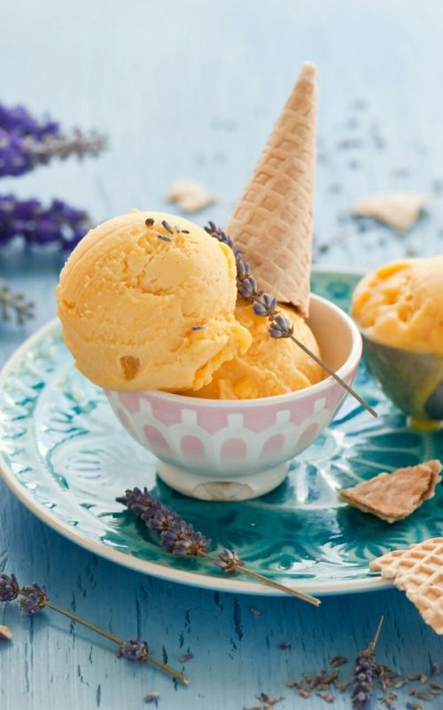 Десерт мороженое