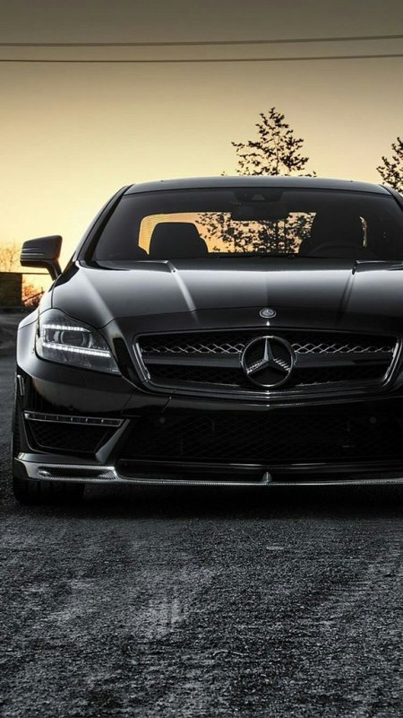 Мерседес Бенц с 63 АМГ черный