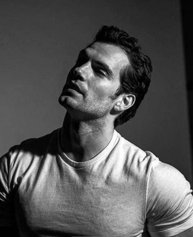 Генри Кавилл 2024