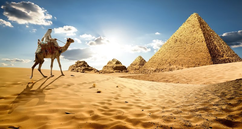 Шарм-Эль-Шейх пирамиды