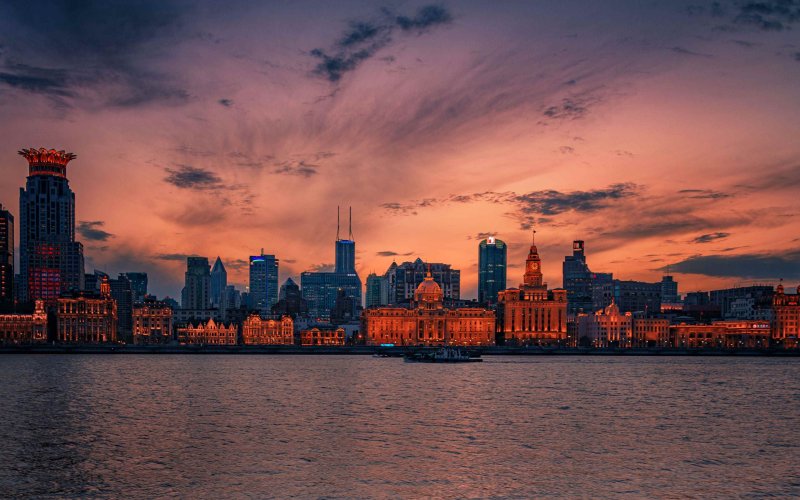 Закат в городе