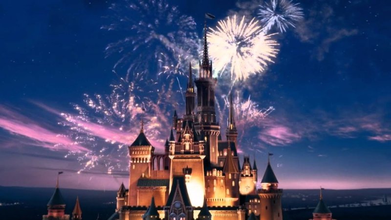 Замок Уолт Дисней пикчеус
