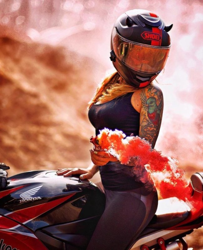 Ольга Петрова байкерша