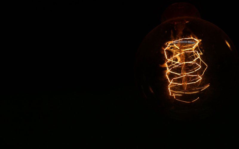 Лампочка Минимализм