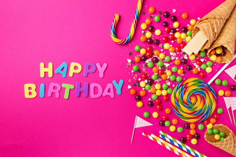 Стильное поздравление с днем рождения