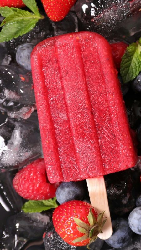 Фруктовый лед ягодный