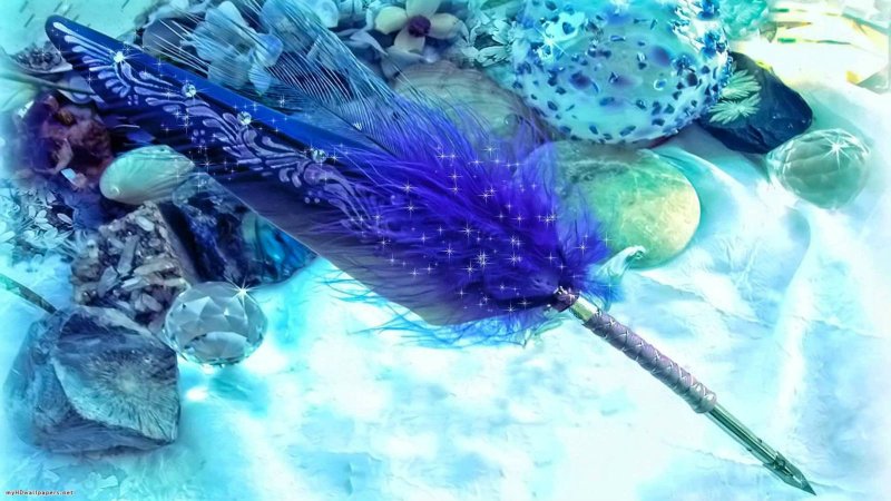 Голубые перья