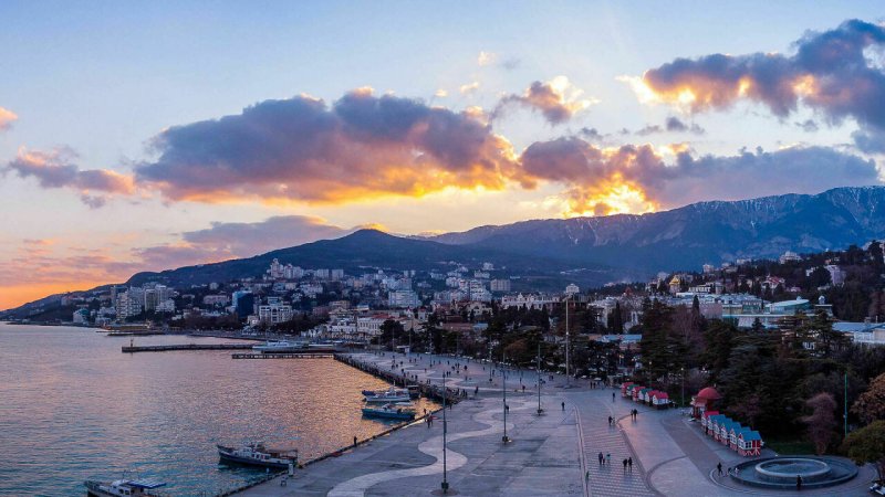 Набережная им Ленина Ялта