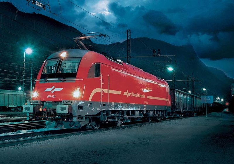 Современный Локомотив