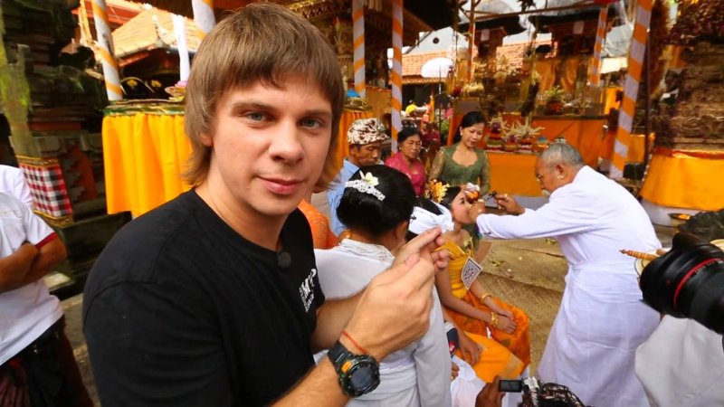 Передача мир наизнанку с Дмитрием Комаровым