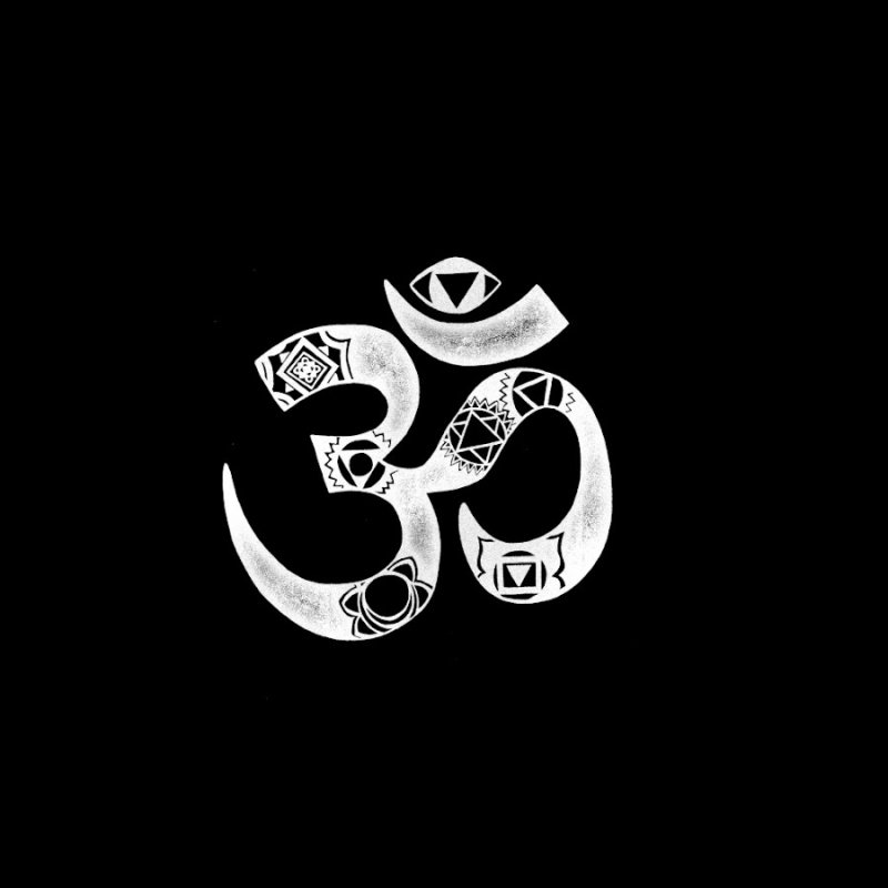 Знак ом на черном фоне