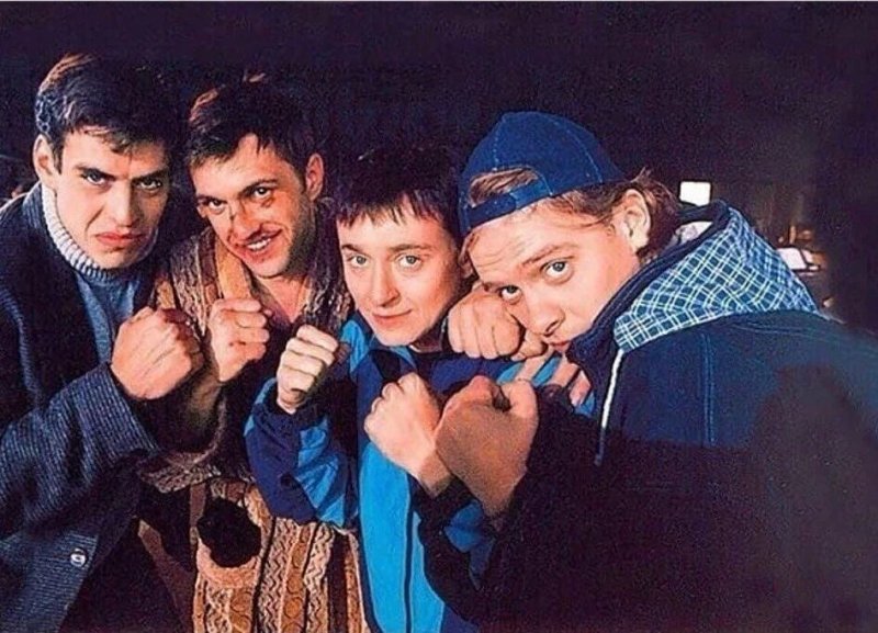 Саша белый космос пчела Фил