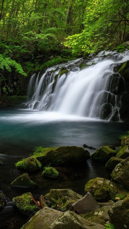 Заставка на телефон водопад